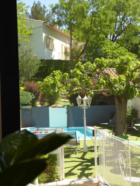 Logis Hotel La Feniere La Bouilladisse Екстериор снимка