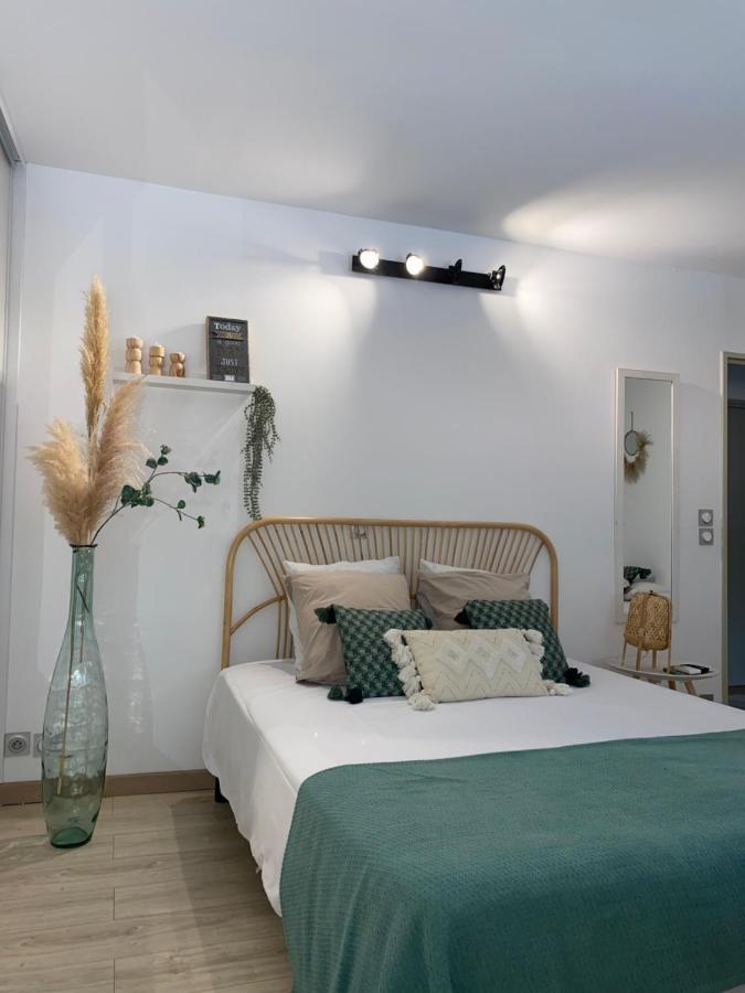 Logis Hotel La Feniere La Bouilladisse Екстериор снимка