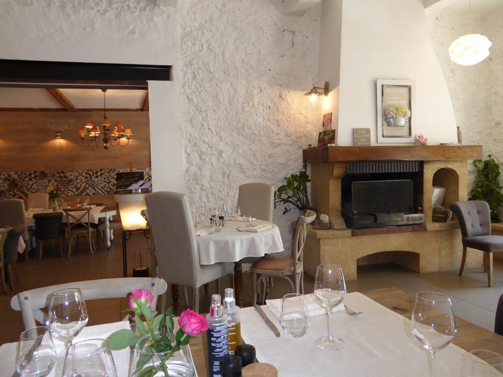 Logis Hotel La Feniere La Bouilladisse Екстериор снимка