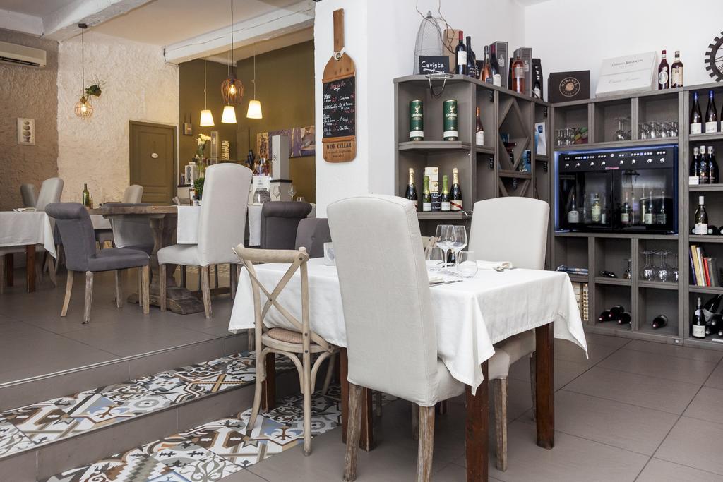 Logis Hotel La Feniere La Bouilladisse Екстериор снимка