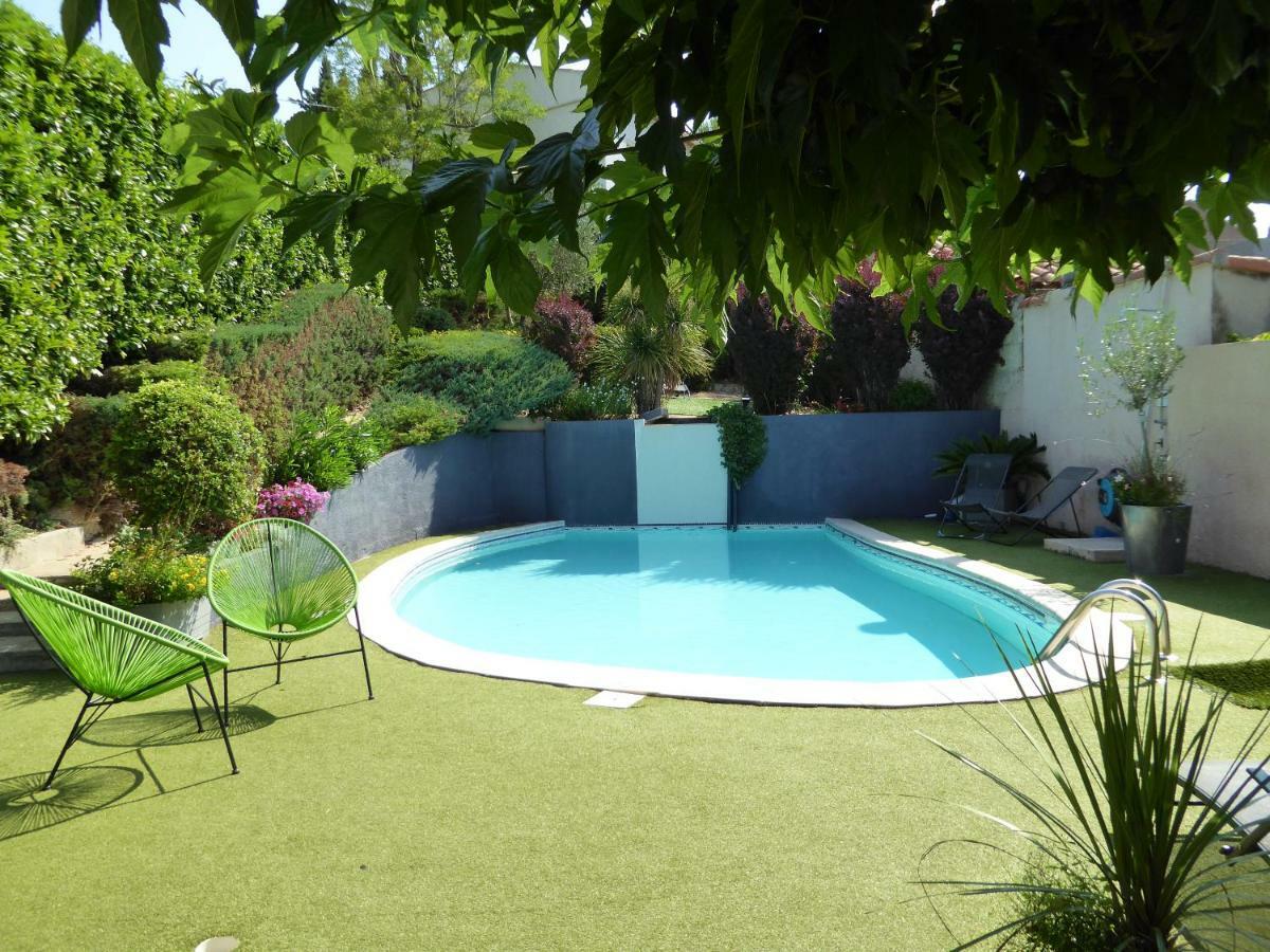 Logis Hotel La Feniere La Bouilladisse Екстериор снимка